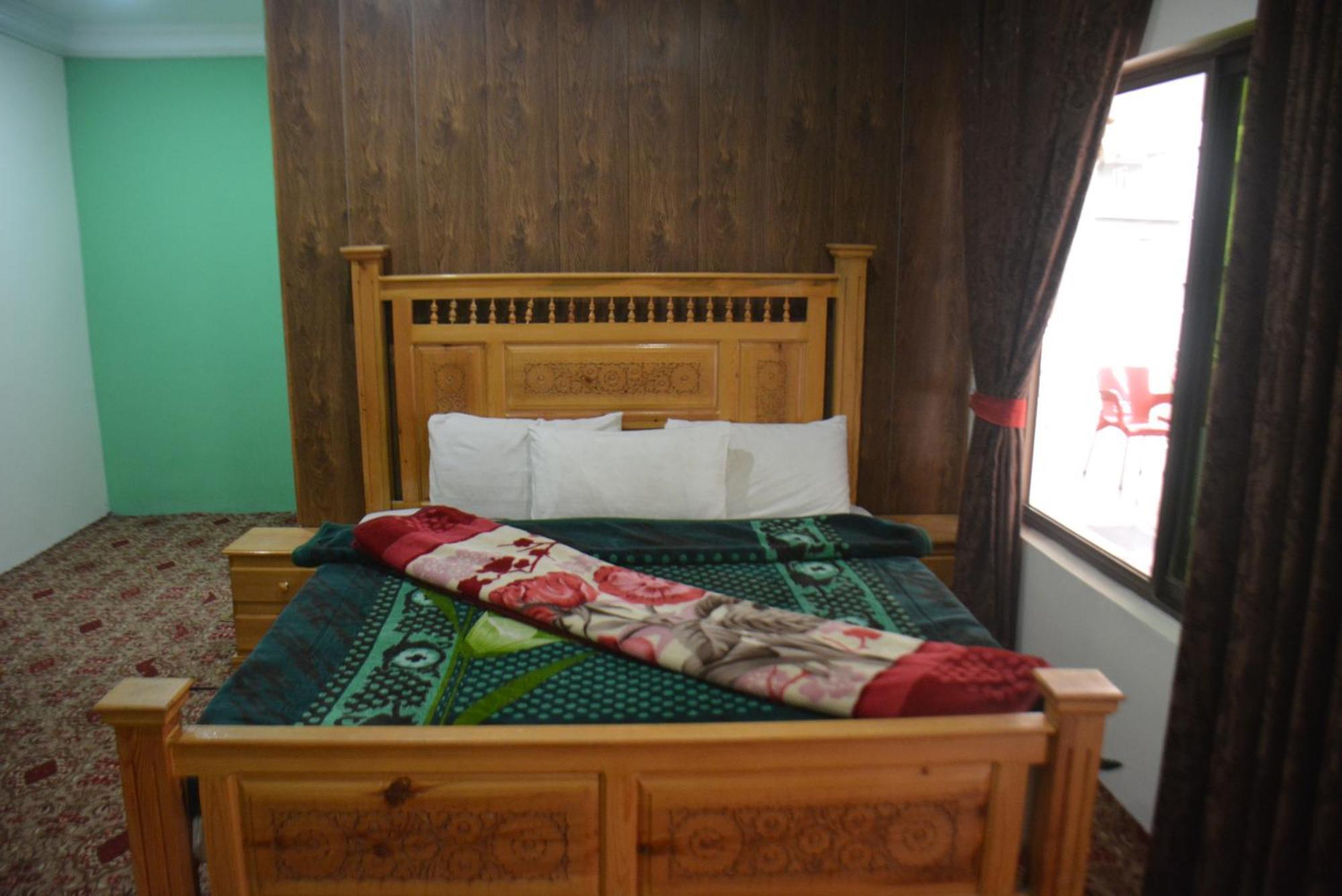 Hotel Pine Hills, ناران المظهر الخارجي الصورة