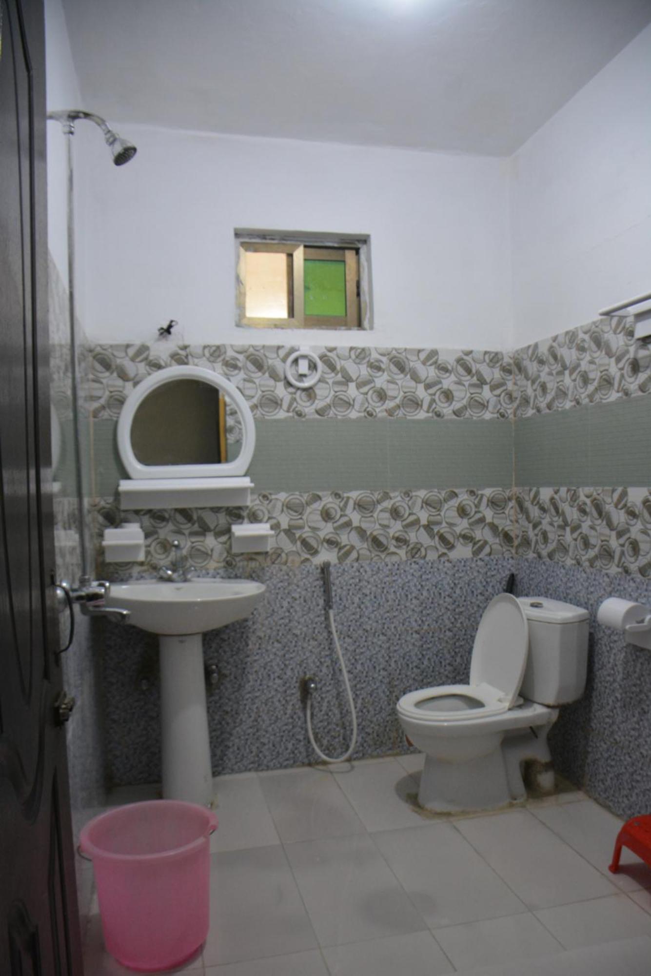 Hotel Pine Hills, ناران المظهر الخارجي الصورة