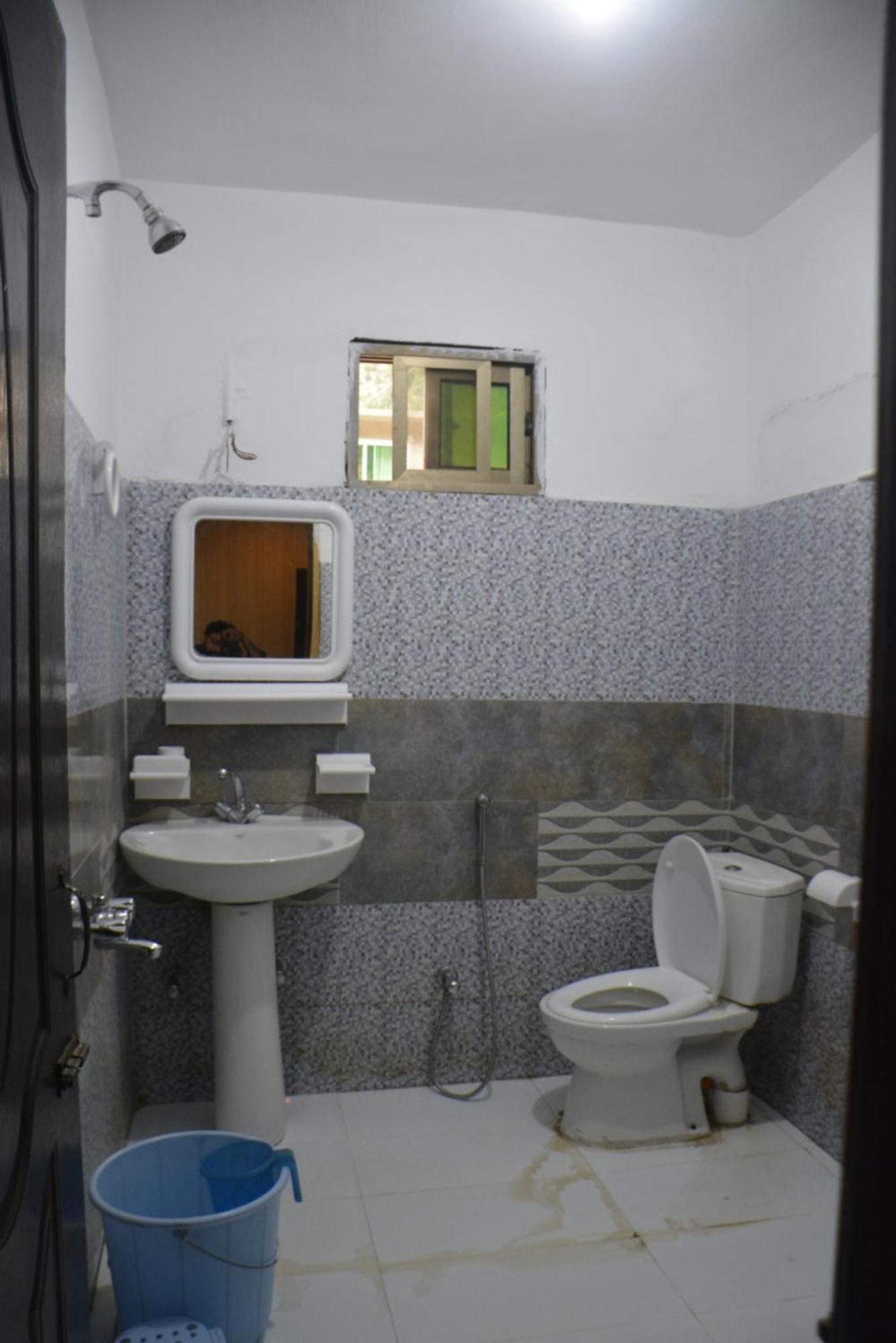 Hotel Pine Hills, ناران المظهر الخارجي الصورة