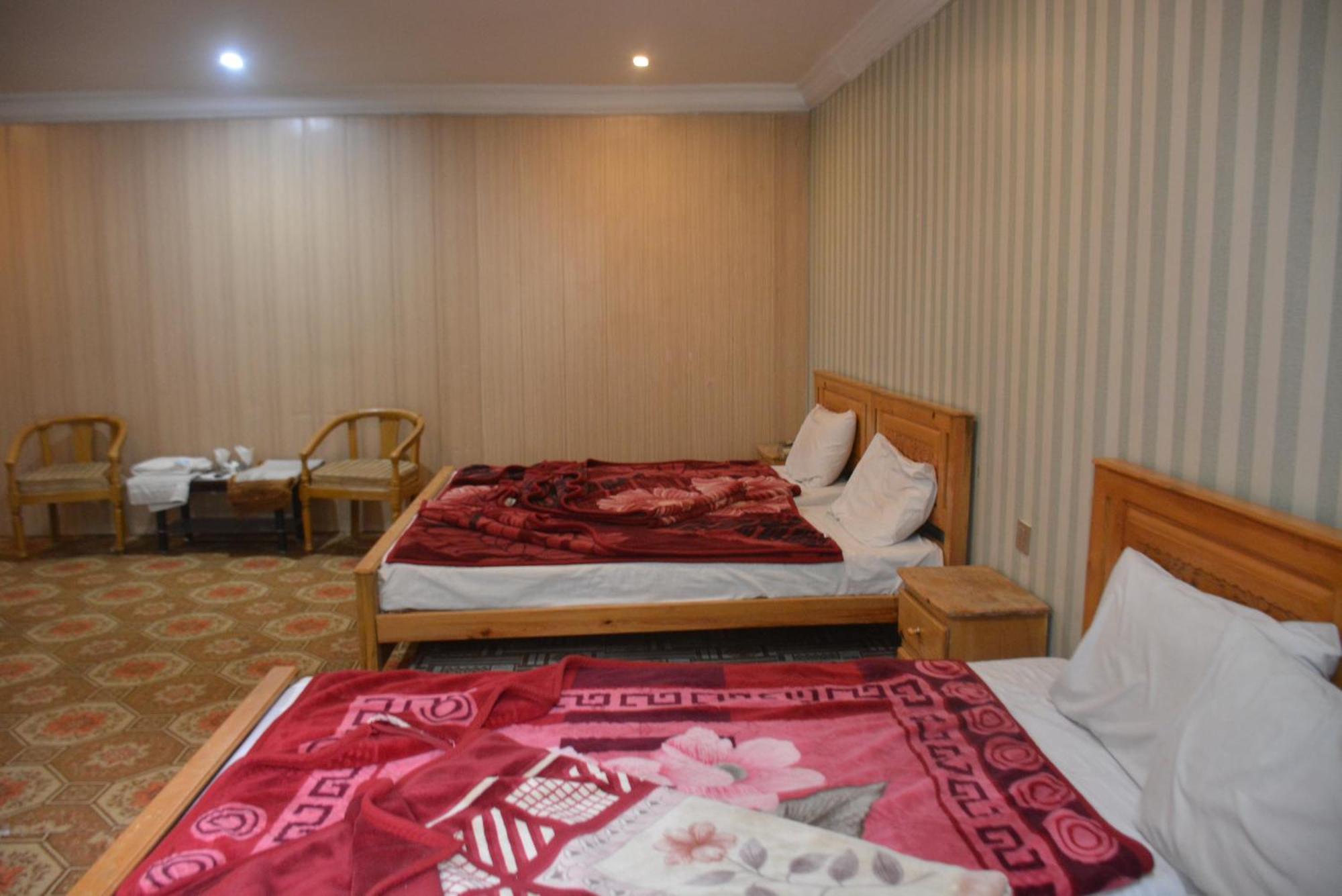 Hotel Pine Hills, ناران المظهر الخارجي الصورة