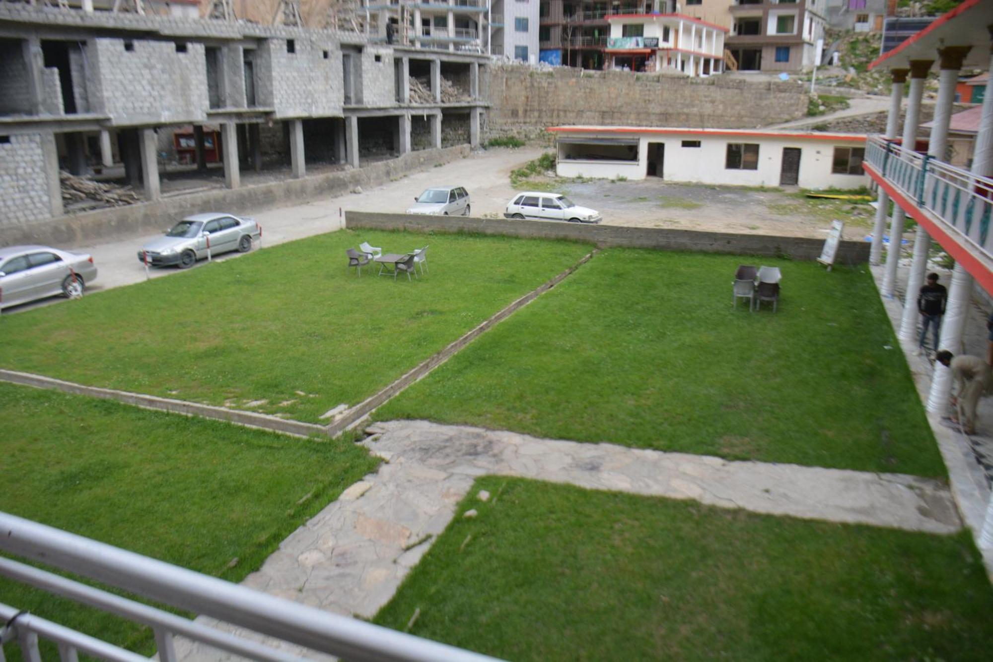 Hotel Pine Hills, ناران المظهر الخارجي الصورة