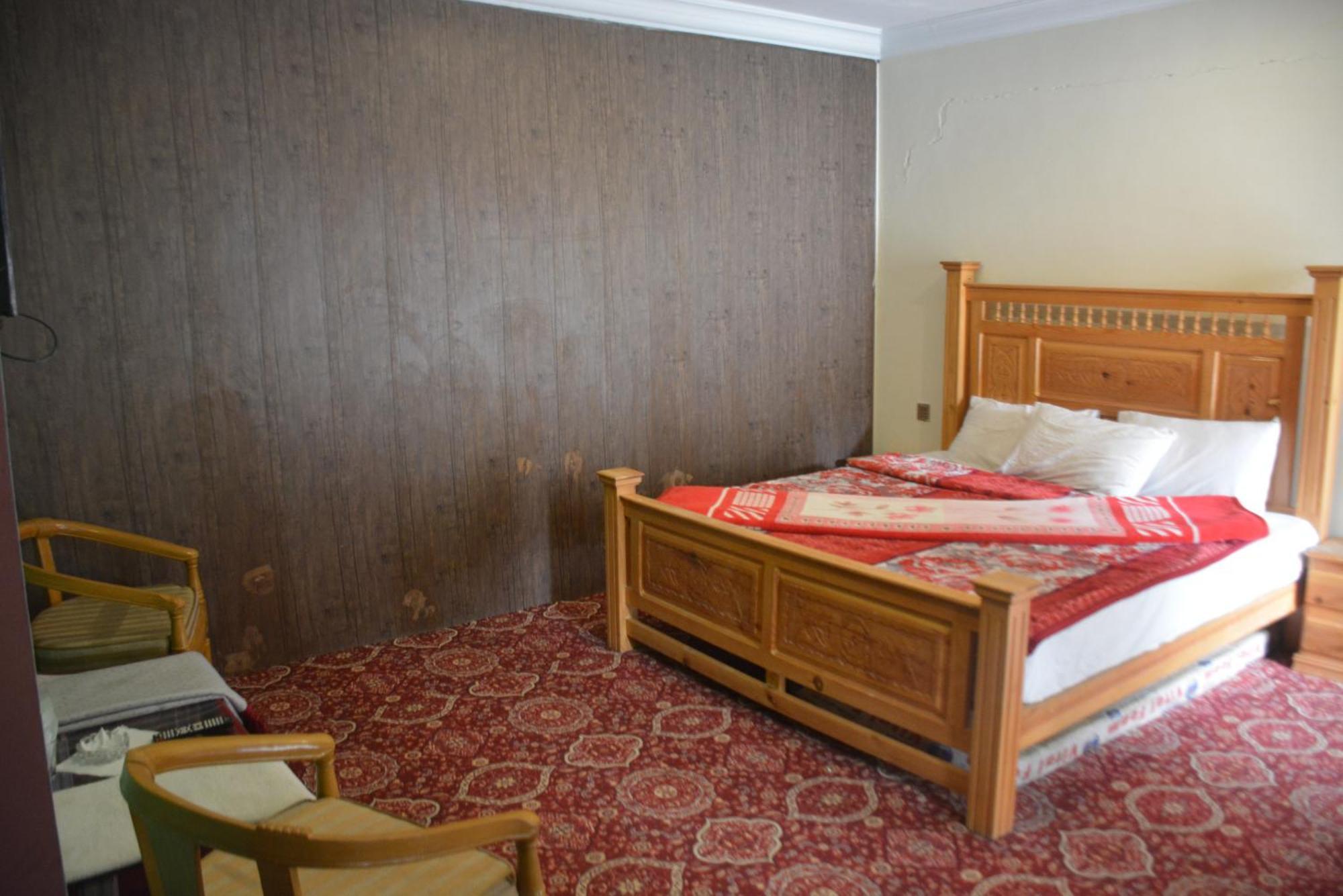 Hotel Pine Hills, ناران المظهر الخارجي الصورة