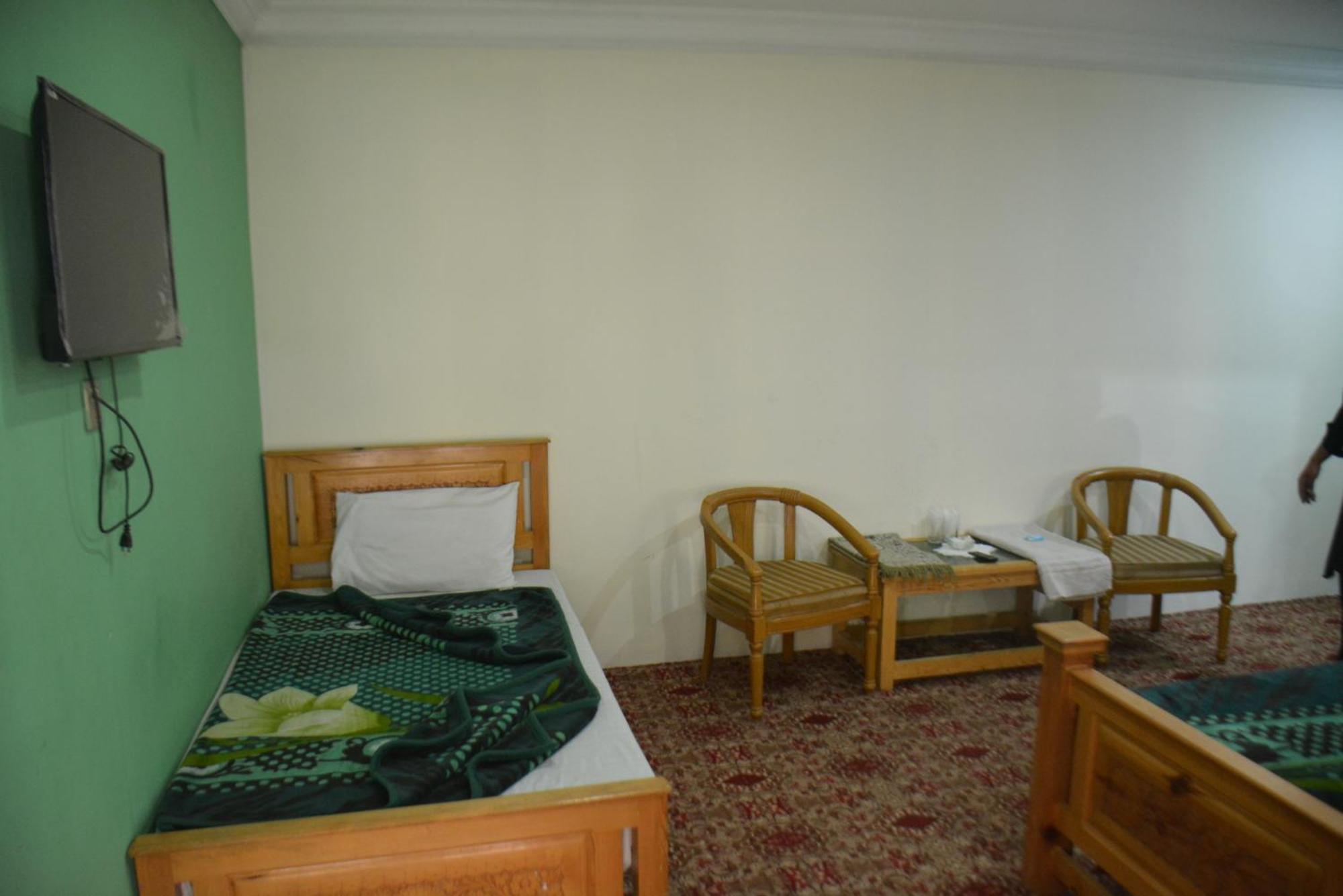 Hotel Pine Hills, ناران المظهر الخارجي الصورة